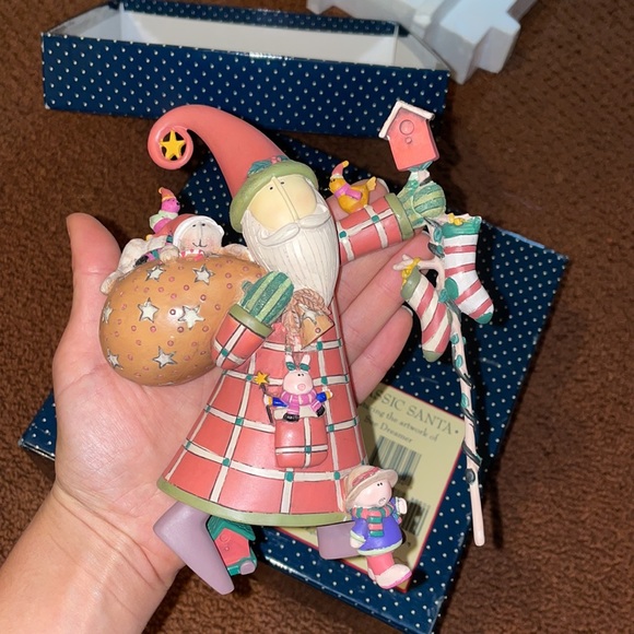 Santa - Picture 3 of 4